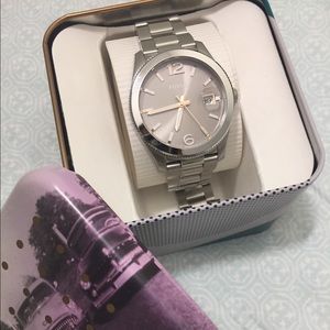 FOSSIL: Women’s Silver Watch